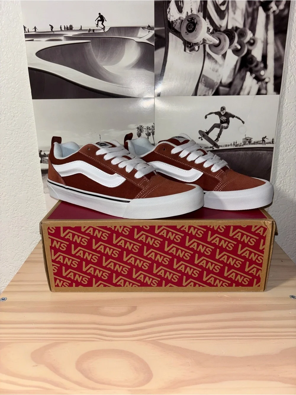 Vans Knu Skool sz 10.5 Men’s 12.0 Woman